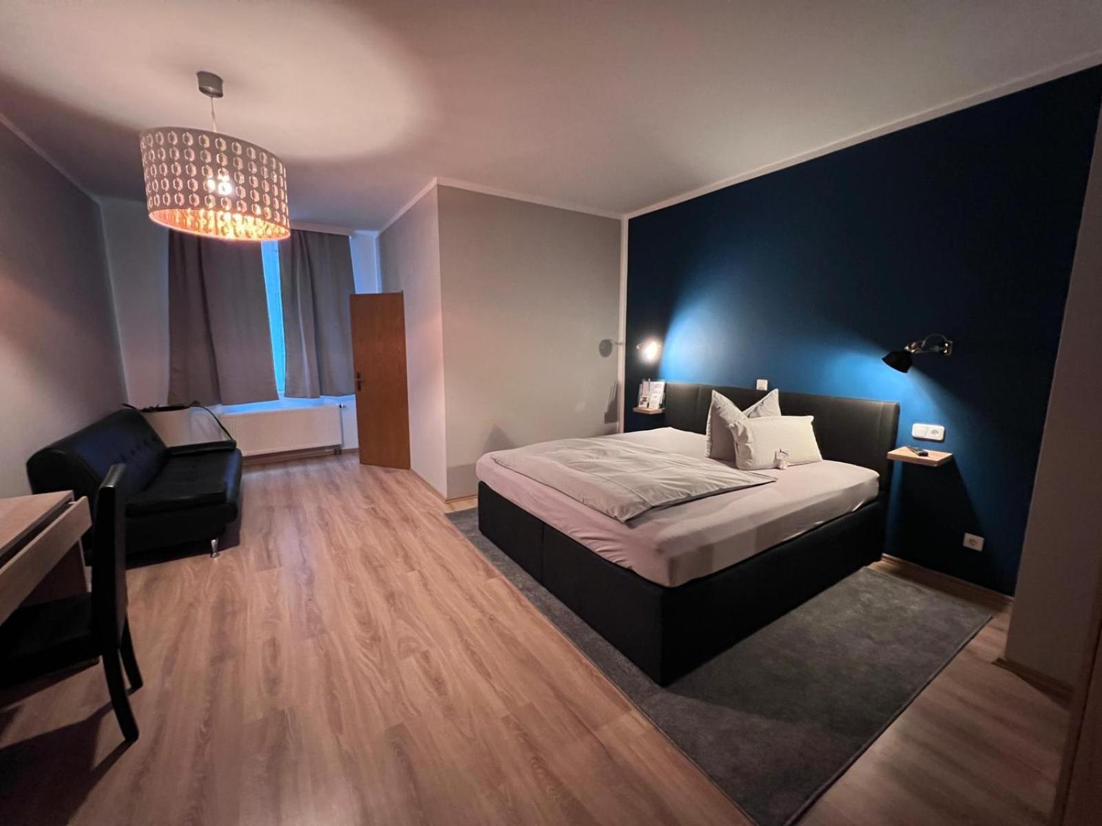 Hotel Am Vogelsang 盖沃尔斯贝格 外观 照片